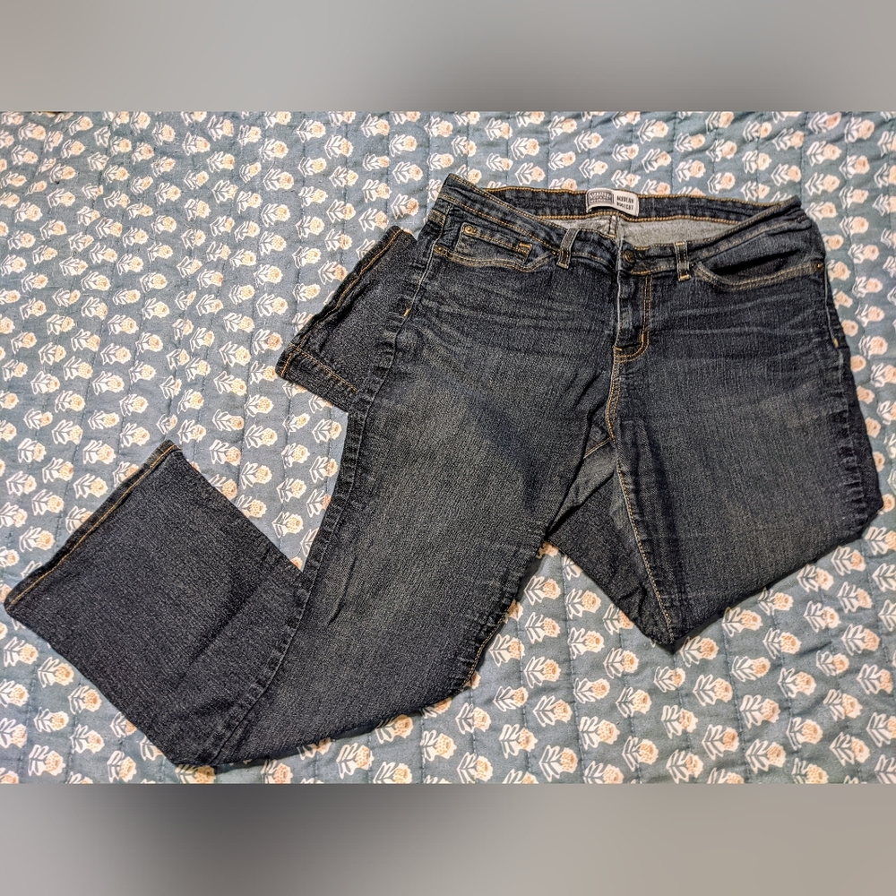 Levi's Modern Bootcut Stretchy Dark Wash Jeans sz 16 Short